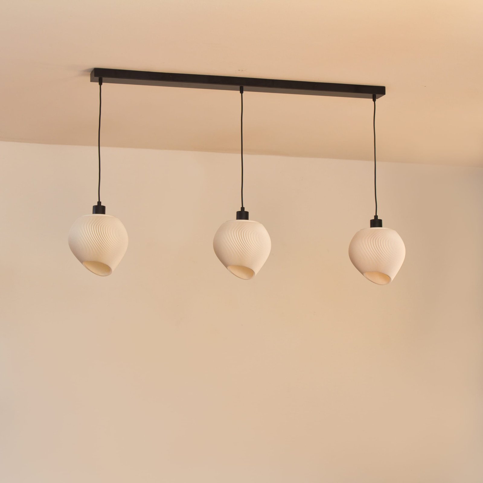 IMG_8434 Auris - S / Pendelleiste 3-flammig